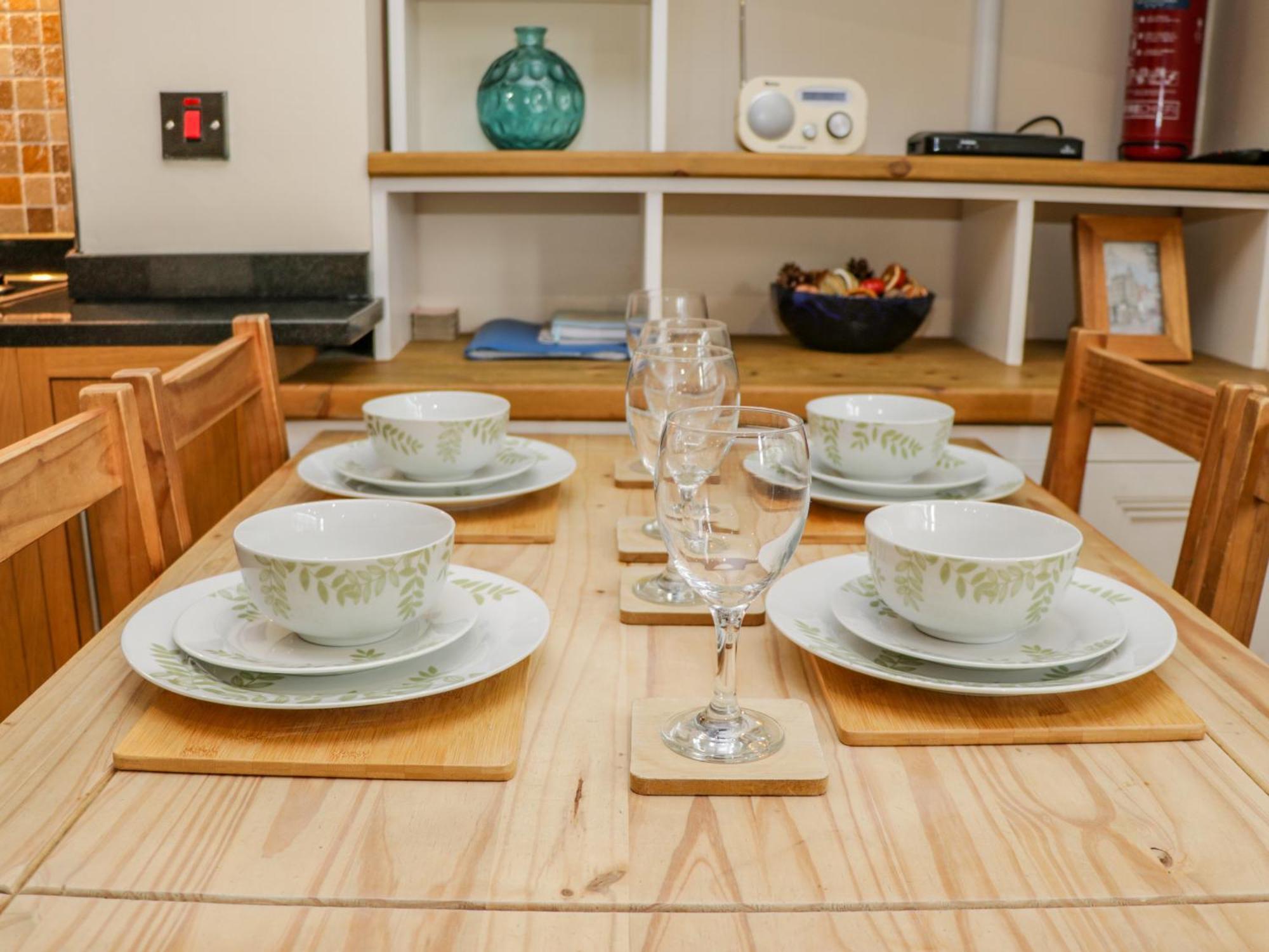 Apartment 6 Γουίτμπι Εξωτερικό φωτογραφία